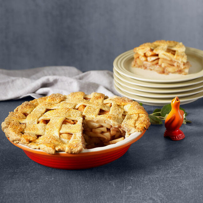 Maison Lipari Pie Bird - Cerise  LE CREUSET.