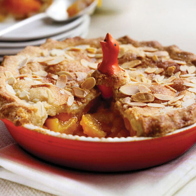 Maison Lipari Pie Bird - Cerise  LE CREUSET.