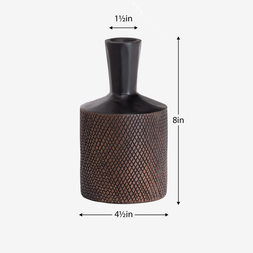 Torre & Tagus | Kappa Vase bouteille en résine ligne sculptée
